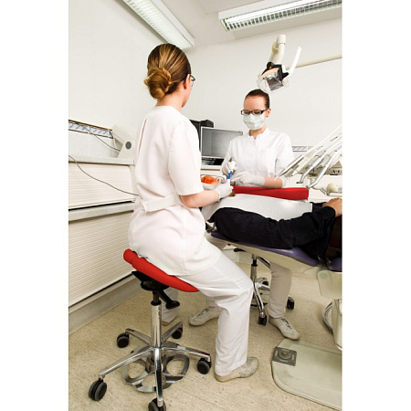 Salli Job - эргономичный стул врача-стоматолога с пластиковой основой