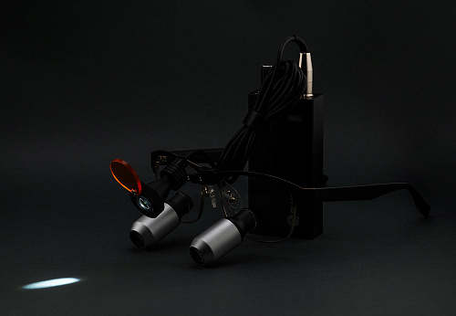 Swan Wired Light – Проводной осветитель для бинокуляр