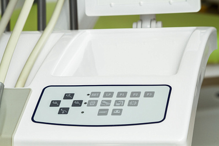 MERCURY 1000 - стоматологическая установка с верхней подачей инструментов